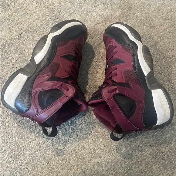 Jordan Women's Sneakers in Burgundy and Black - Picture 5 of 7